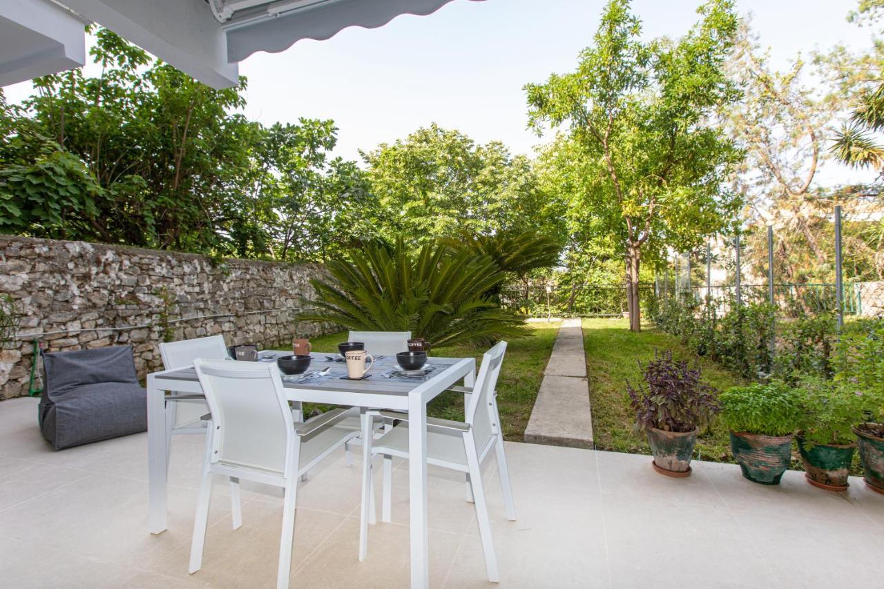 The Secret Garden Apartment *